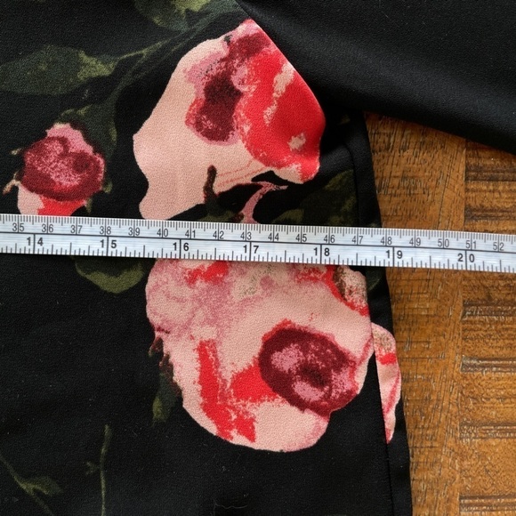 ARITZIA Wilfred Pozzi Black Floral Tie Sleeve Blouse - Picture 9 of 12